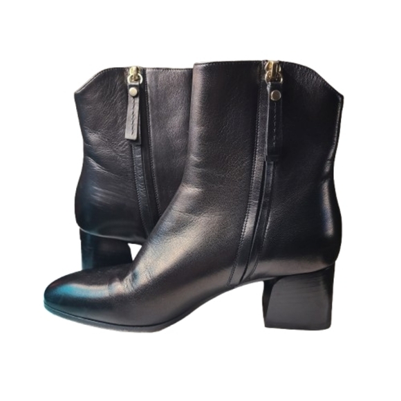 M. Gemi The Corsa Black Leather Ankle Boots Low Block Heel Almond Toe Size 5 - Picture 8 of 12